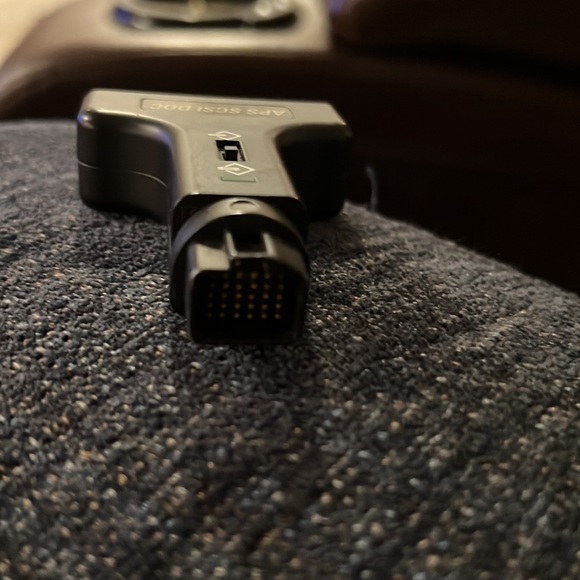 APS SCSI DOC Powerbook HDI 30 male to DB25 female SCSI adapter with switch - Picture 4 of 5